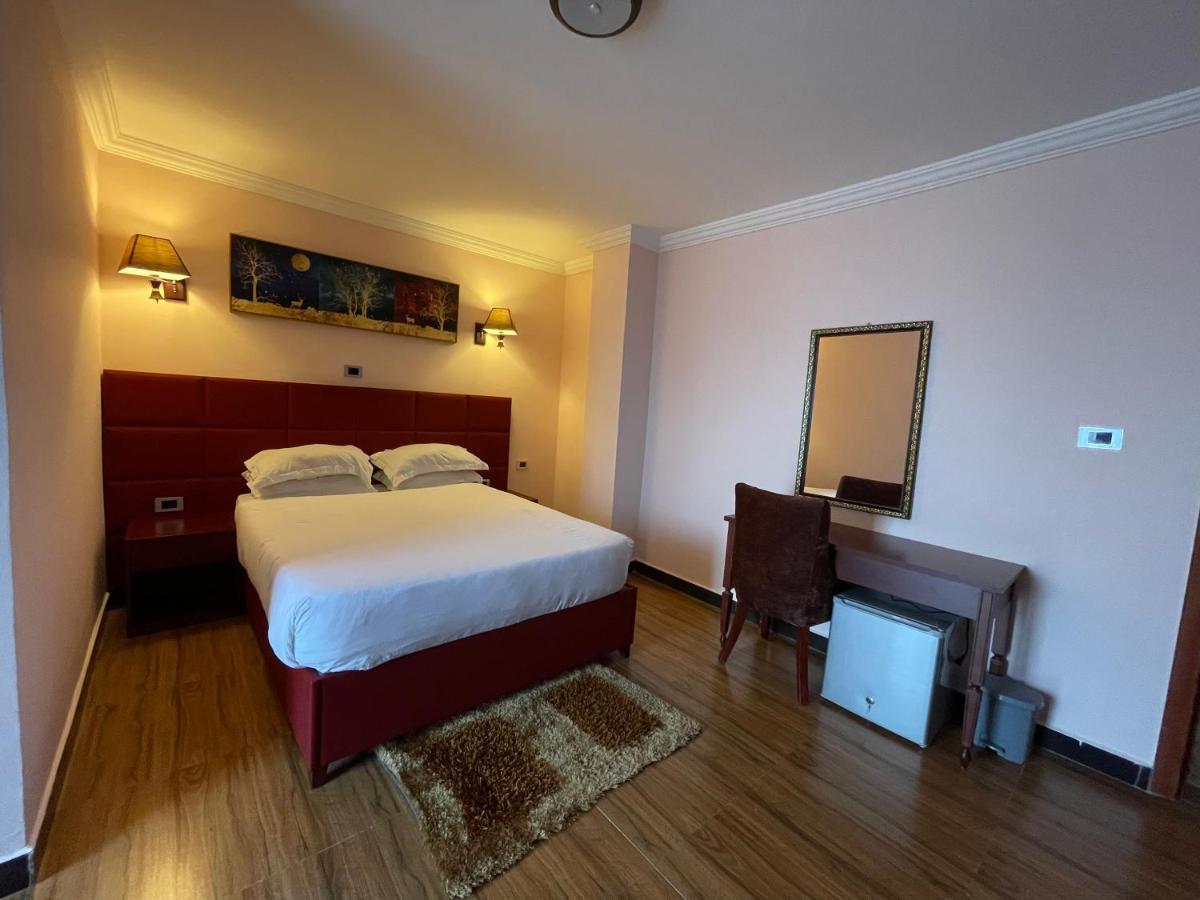 Moonlight Hotel Аддис-Абеба Екстер'єр фото