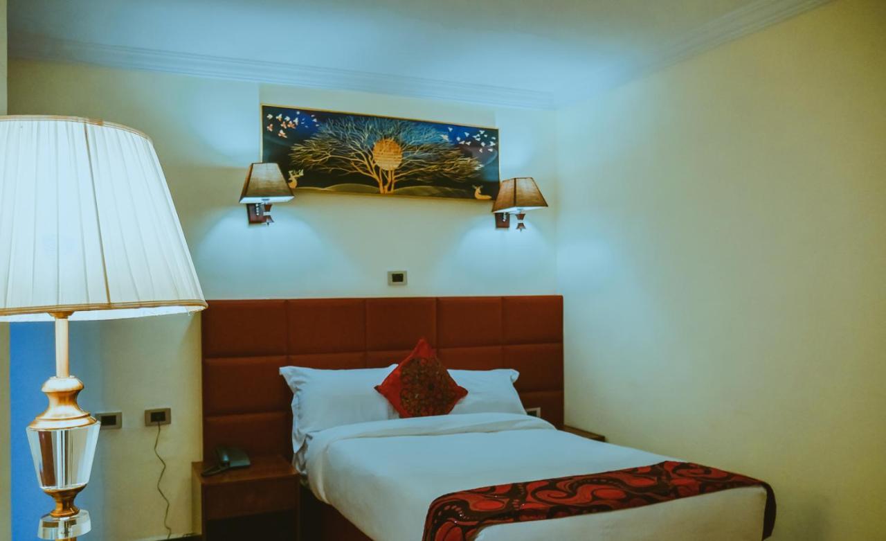 Moonlight Hotel Аддис-Абеба Екстер'єр фото